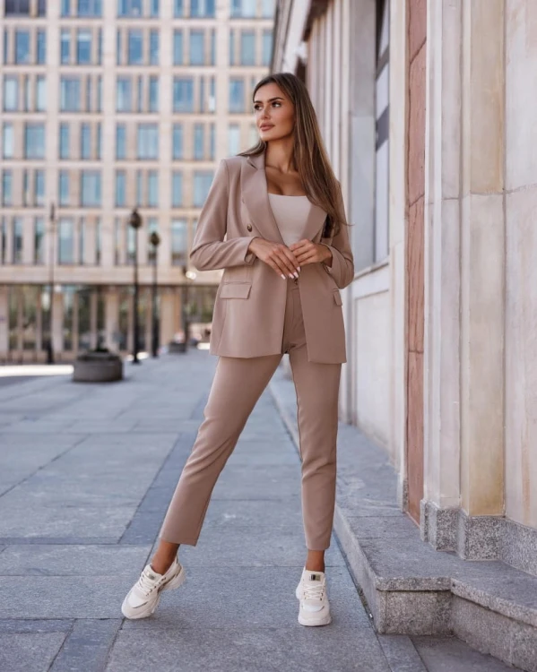 79e88cb6596aef077ae1045cc574cb83